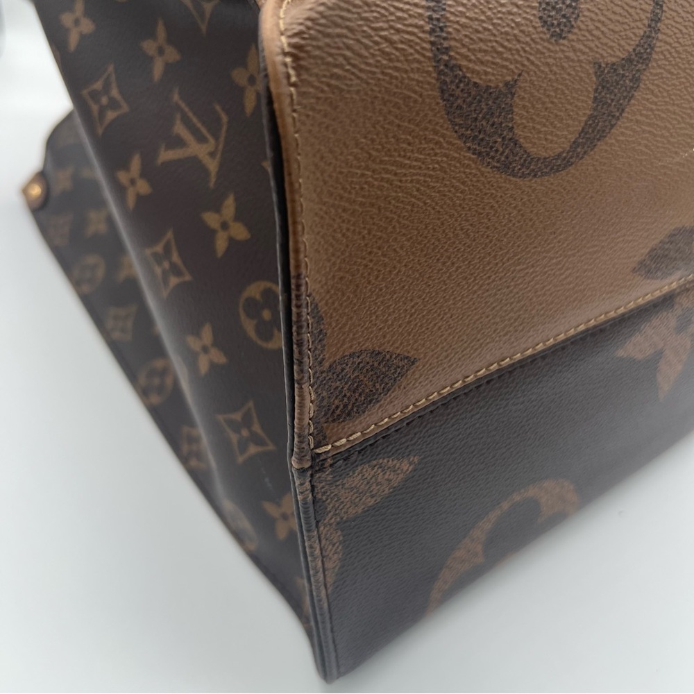 Louis Vuitton Brown Monogram Tote with Red Interior. - Picture 10 of 16